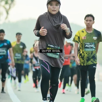 Runner Photo 6176919