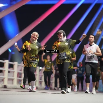 Runner Photo 6176920