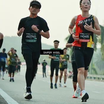 Runner Photo 6176990