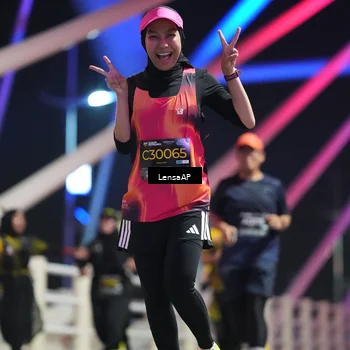 Runner Photo 6176994