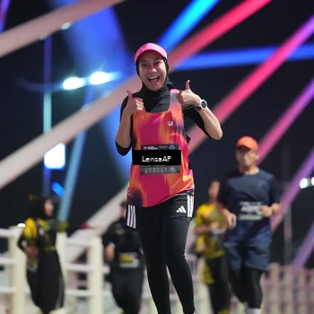 Runner Photo 6177004