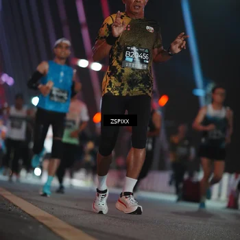 Runner Photo 6177027