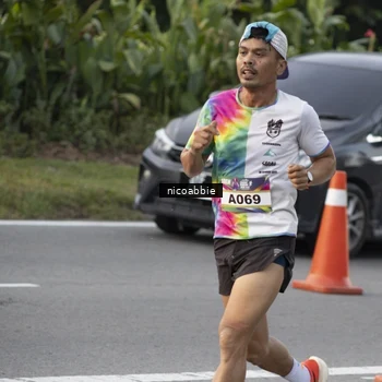 Runner Photo 6177263