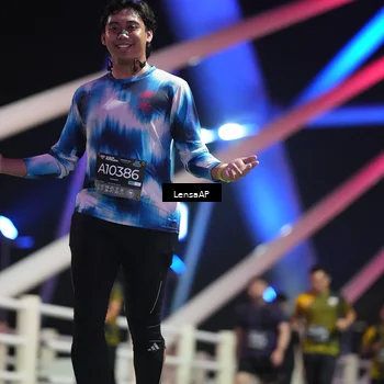 Runner Photo 6177351