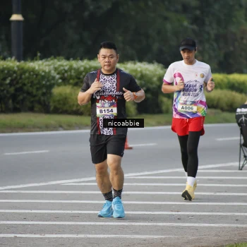 Runner Photo 6177445