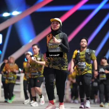 Runner Photo 6177498