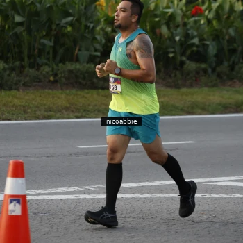 Runner Photo 6177538