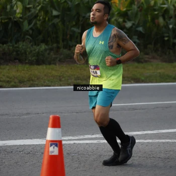 Runner Photo 6177553