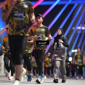 Runner Photo 6177559