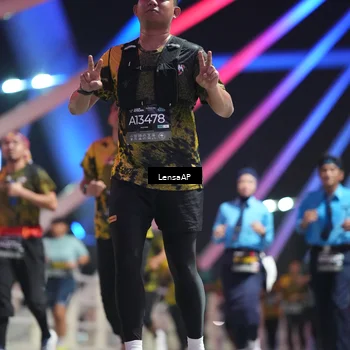 Runner Photo 6177748