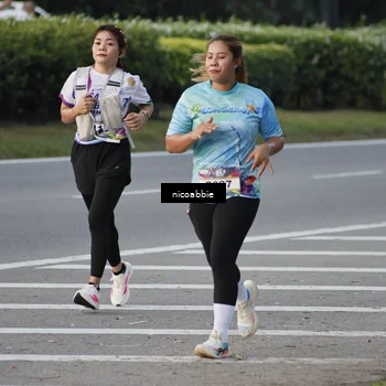 Runner Photo 6177797
