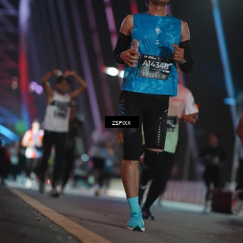 Runner Photo 6177837