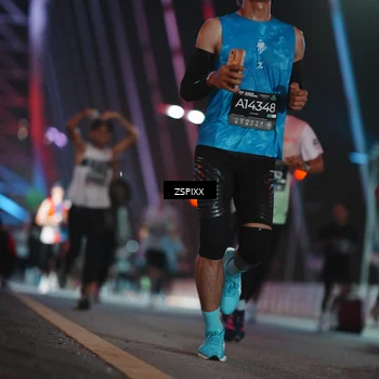 Runner Photo 6177854