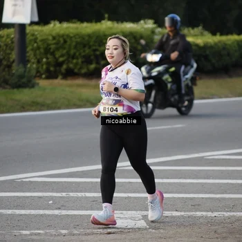 Runner Photo 6177860
