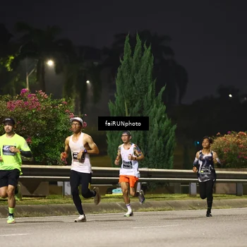 Runner Photo 6177936
