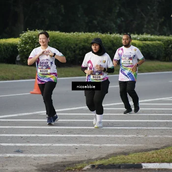 Runner Photo 6177980