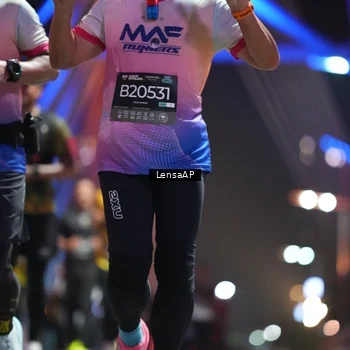 Runner Photo 6178030