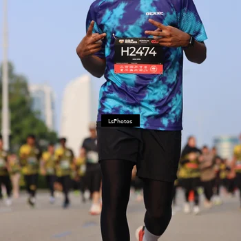 Runner Photo 6178062