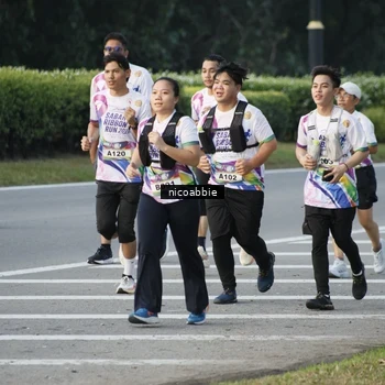 Runner Photo 6178092