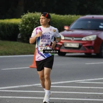 Runner Photo 6178118