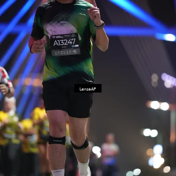 Runner Photo 6178161