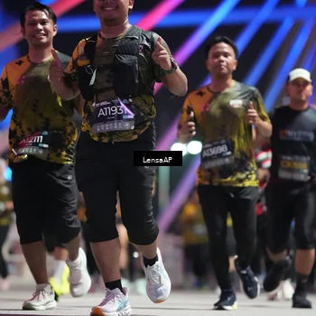 Runner Photo 6178222