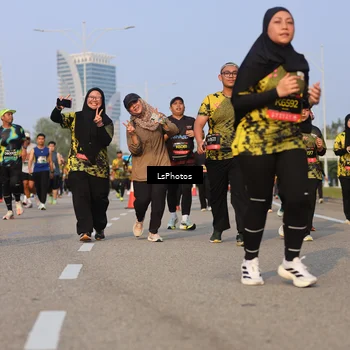 Runner Photo 6178276
