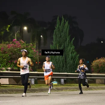 Runner Photo 6178399