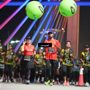 Runner Photo 6178425