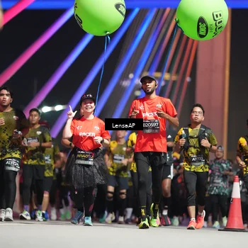Runner Photo 6178430