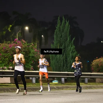 Runner Photo 6178432