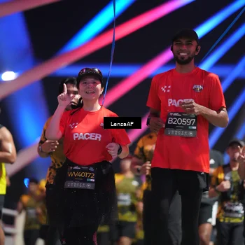 Runner Photo 6178472