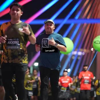 Runner Photo 6178511