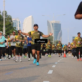 Runner Photo 6178546