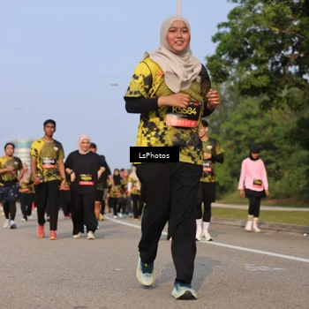 Runner Photo 6178565