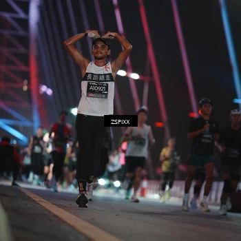 Runner Photo 6178608