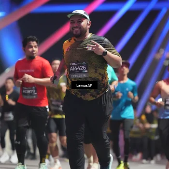 Runner Photo 6178676