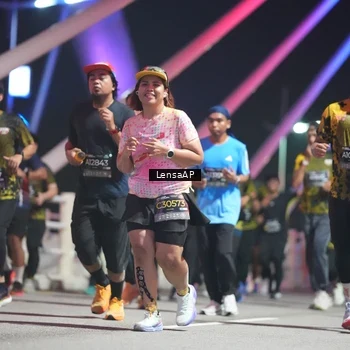 Runner Photo 6178742