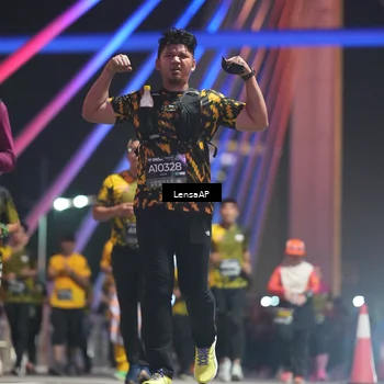 Runner Photo 6178787