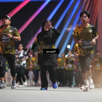 Runner Photo 6178850