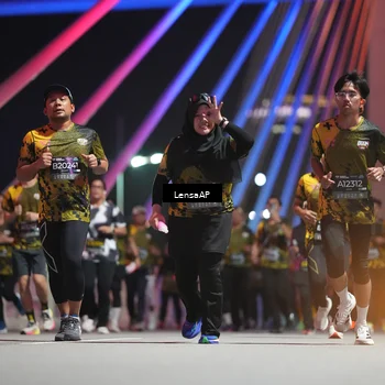 Runner Photo 6178863