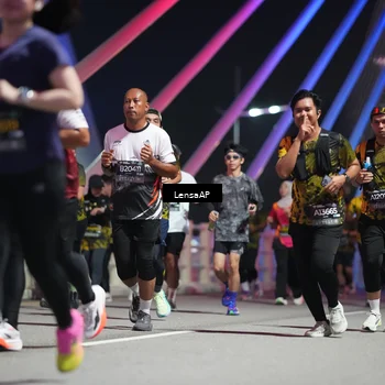 Runner Photo 6178893