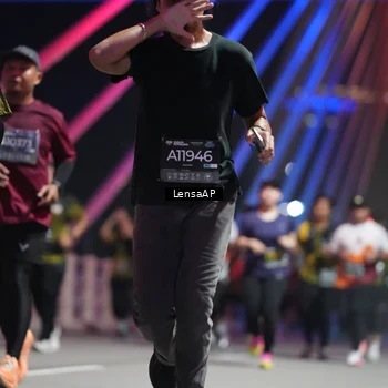 Runner Photo 6178934