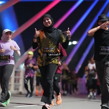 Runner Photo 6178936