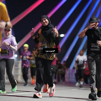 Runner Photo 6178957