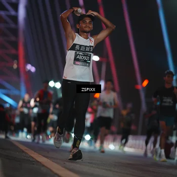 Runner Photo 6178997