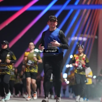 Runner Photo 6179047