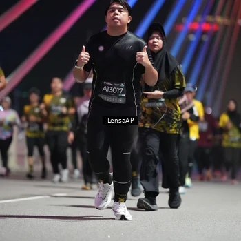 Runner Photo 6179068