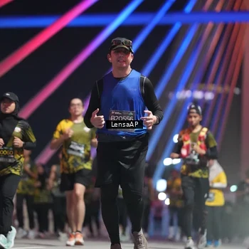 Runner Photo 6179076