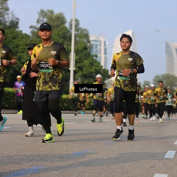 Runner Photo 6179098